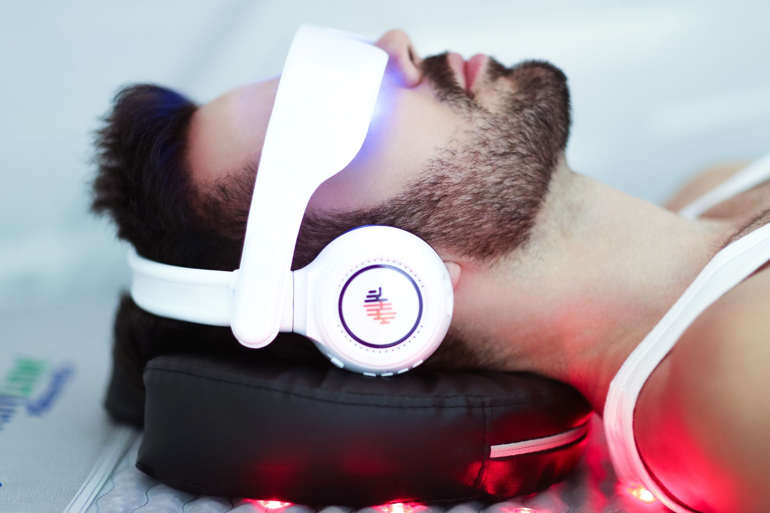 BrainTap Light and Sound Therapy Headset